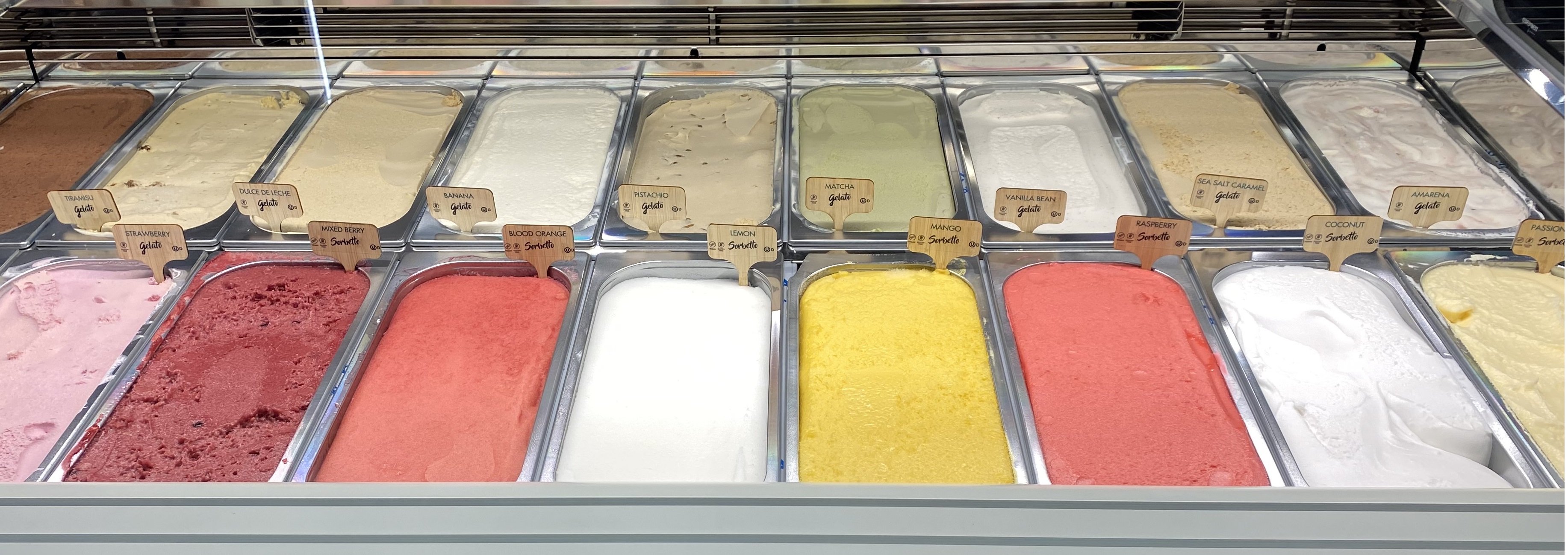 Gelato Sorbet & -	Semifreddo